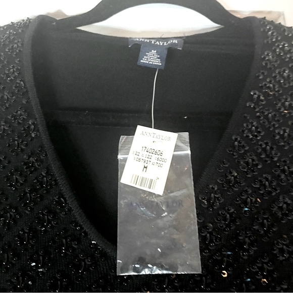 🖤 Ann Taylor 100% Silk Black Sequin Blouse - Picture 3 of 8